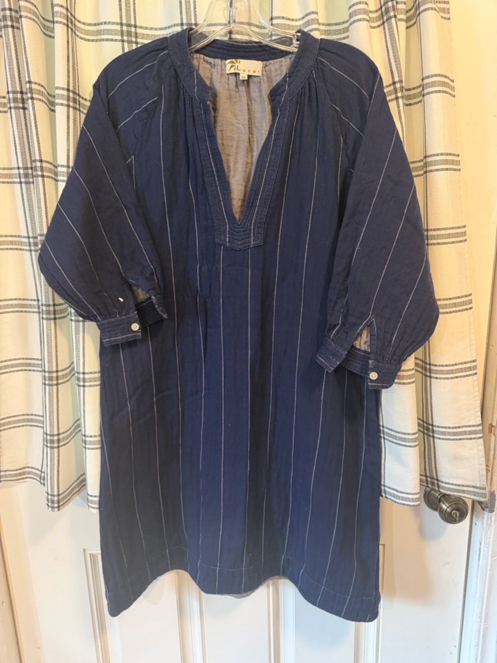 Local (sister brand of Bsbee) tunic XS